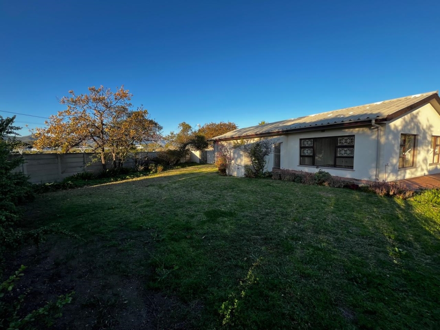 3 Bedroom Property for Sale in Langerug Western Cape